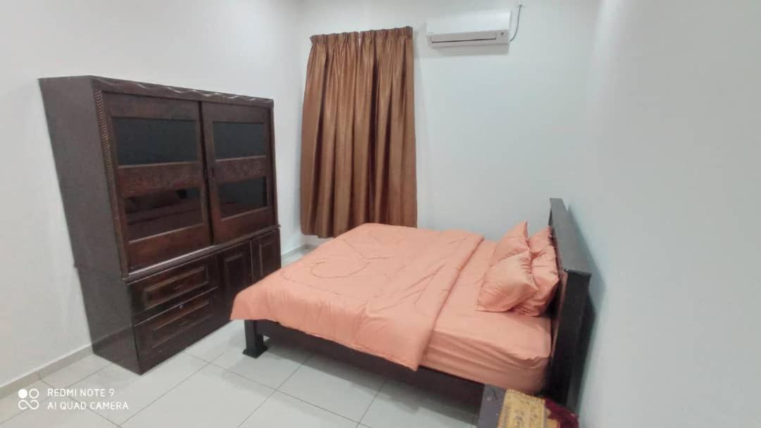 Maryam Homestay Jertih Ngoại thất bức ảnh