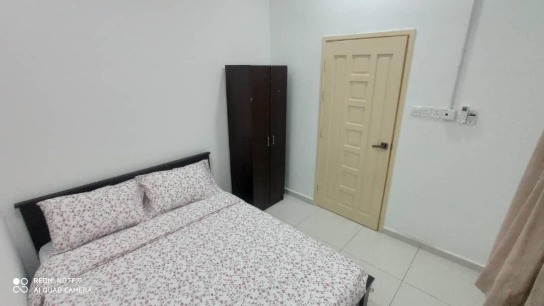 Maryam Homestay Jertih Ngoại thất bức ảnh